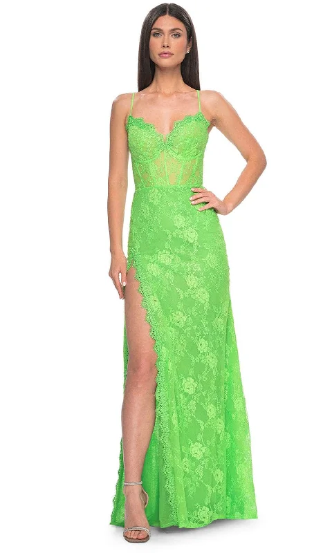 La Femme 32441 - Scalloped Lace Sheath Prom Gown