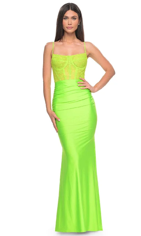 La Femme 32322 - Scoop Lace-Up Back Prom Gown