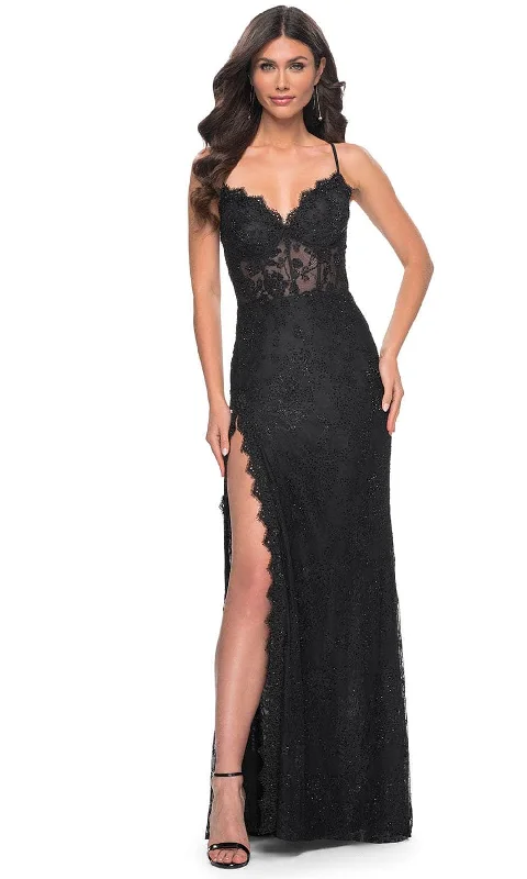 La Femme 32080 - Fitted Scallop Lace Prom Gown